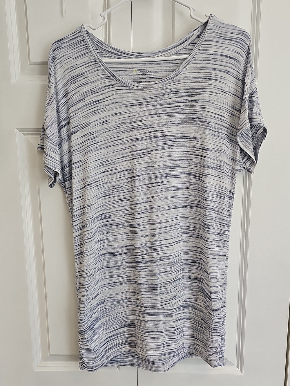 tek gear Women's Short Sleeve Heathered Tee - White & Blue